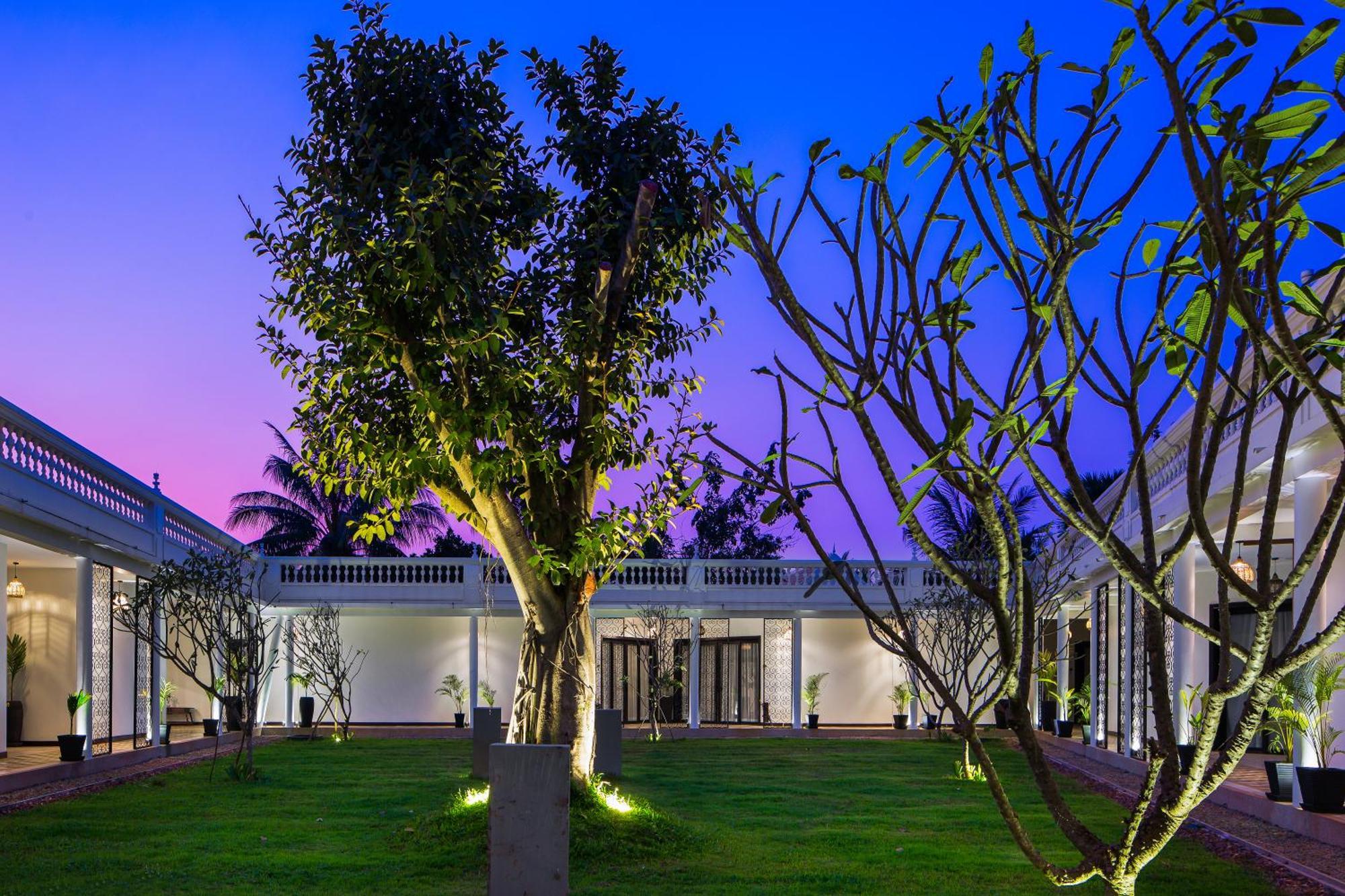 The Embassy Angkor Resort & Spa Siem Reap Ngoại thất bức ảnh