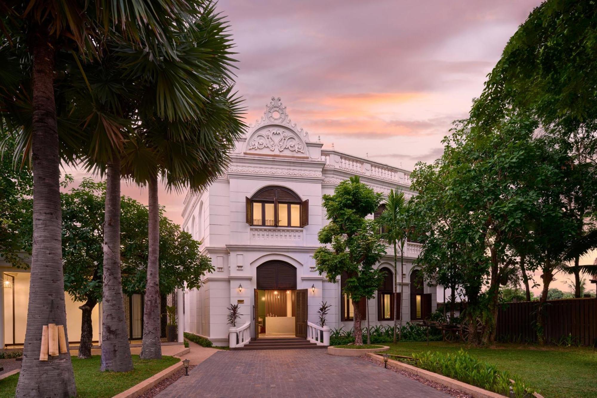 The Embassy Angkor Resort & Spa Siem Reap Ngoại thất bức ảnh